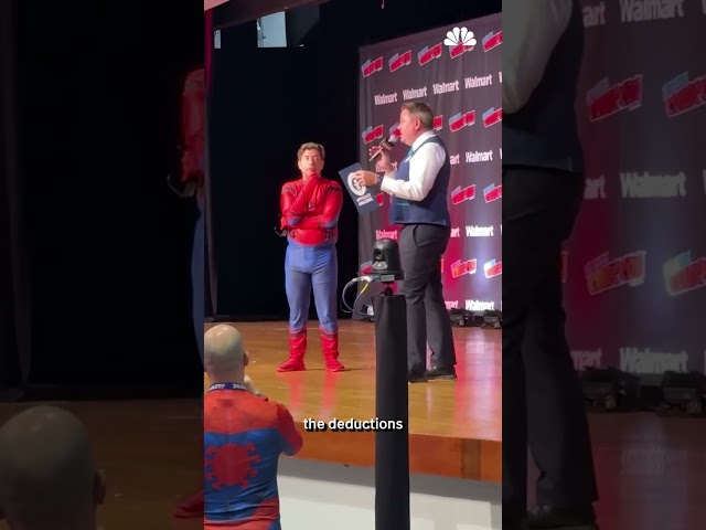 Hundreds of Spider-Man fans attempt world record