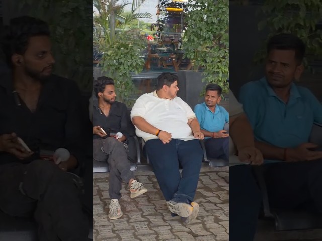 Public Face Krne Se Dar Lgta Hai π’ ?