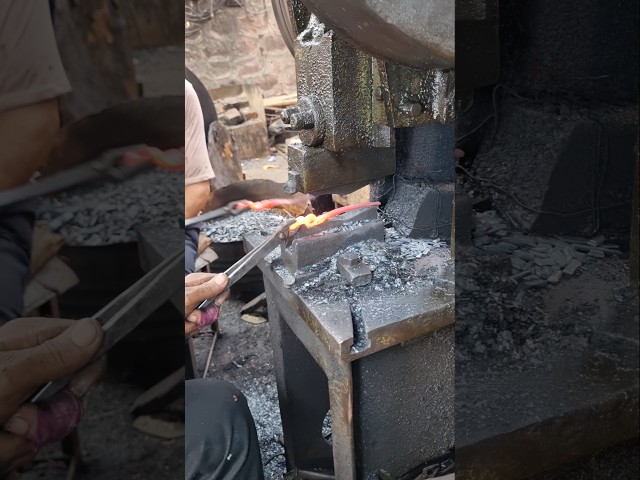 Amazing process of making wire cutter Pliers #pliers