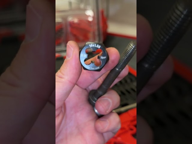 Using a die to repair threads on a fastener Milwaukee