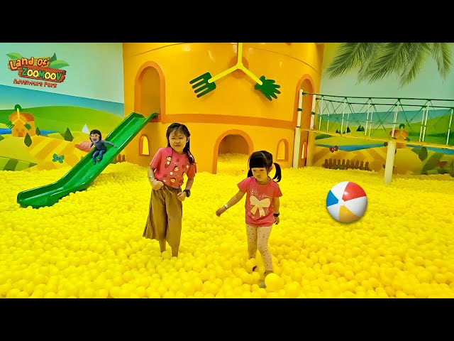 Mandi Bola Perosotan Warna Warni - Playground Anak Zoomov Land