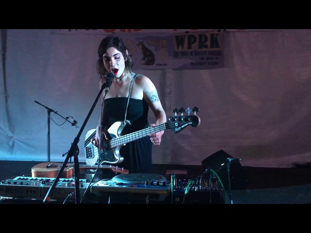 Tiger Fawn performing at Orlando Fringe on the FREE Outdoor Stage
