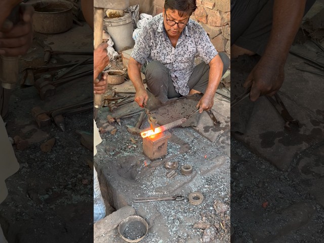Unique art of making Hammer by hand