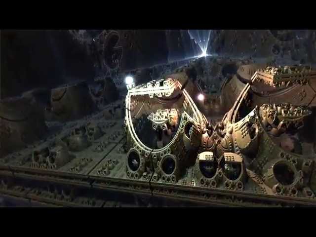 Mandelbox and Flying Lights