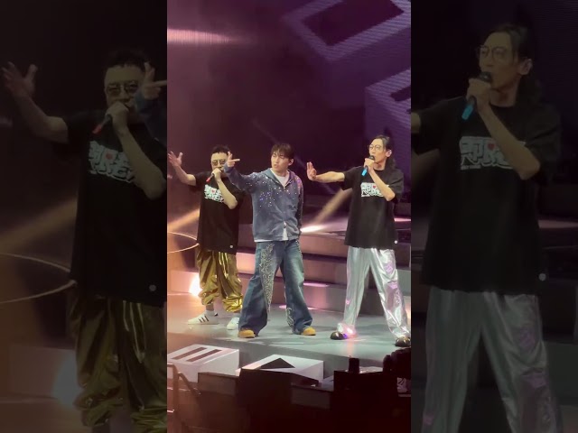 The farmer's concert is not only funny, but also a few onions...