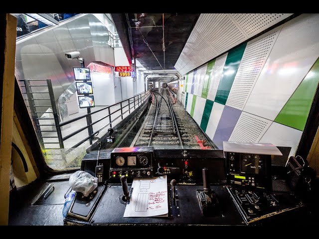 AM CONDUS METROUL DIN BUCURESTI