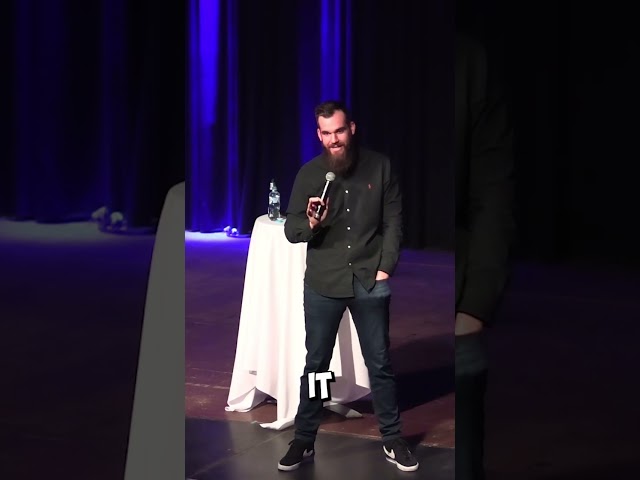 Female Heckler Gets Abused At Comedy Show