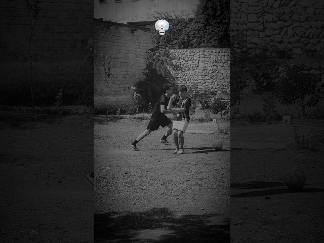 football jump nutmeg skill tutorial 🥵#footballedits#footballskills #tutorial#soccer#skill#viralvideo