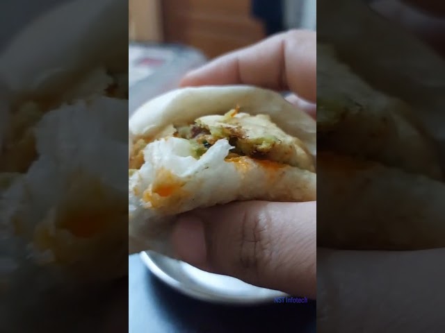 Have You Tried Mumbai Ka Vada Pav? 😍🔥