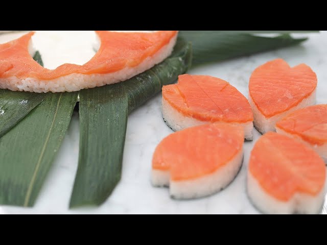 水で切る！？　ケーキやチョコ、羊羹、果物、野菜、寿司も自在にカット！！（スギノマシン）
