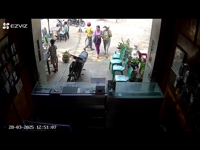 M7.9 Earthquake Hits Mobile Store, Meiktila, Myanmar