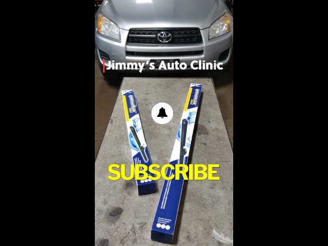 2011 Toyota RAV4 | Wiper Blade Replacement | A How To Guide | short