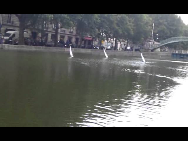 Régate sur le canal Saint Martin - Paris