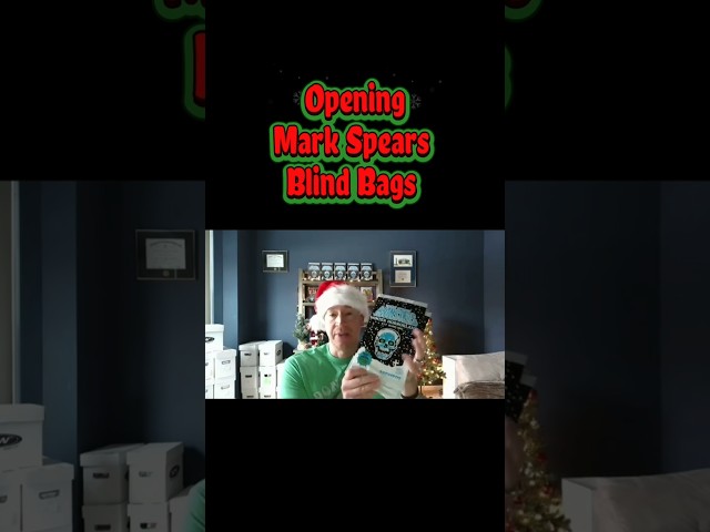 We got a big hit opening Mark Spears blind bags! #markspears #blindbags #comics