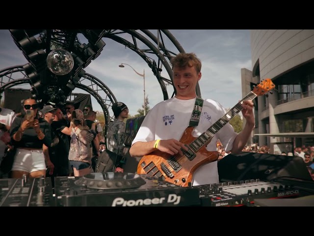 LE BARD LIVE TECHNO PARADE 2026