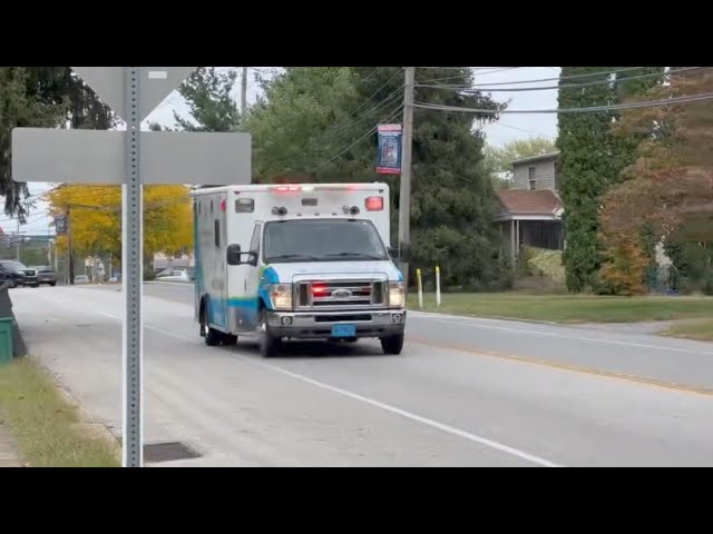 Riddle Hospital Micu 104A Responding Code 3 #youtubevideos #fyp #emergencyresponse #ambulance