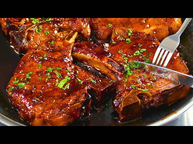 These Honey Garlic Pork Chops Are UNREAL 🔥 - The Best I Ever Had