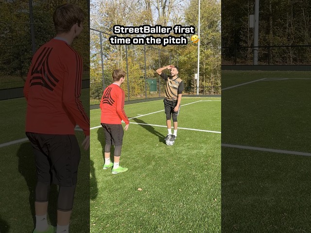 Wait for it 😂 #streetfootball #football #soccer #futeball #futbol #footballskills #footballplayer