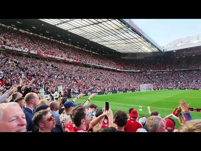 Take Me Hoooome... United Road!