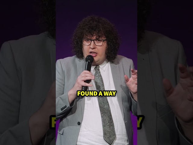 2 things that make me laugh no matter what #standupcomedy #comedy