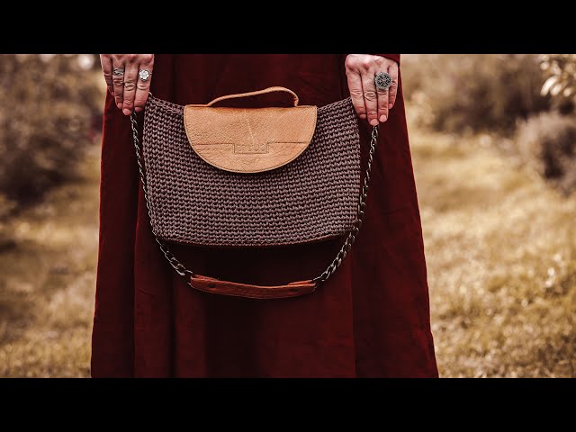 How to crochet a simple bag