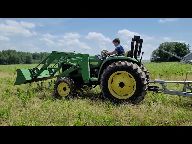 Using a 1950s New Idea Manure Spreader for the First Time