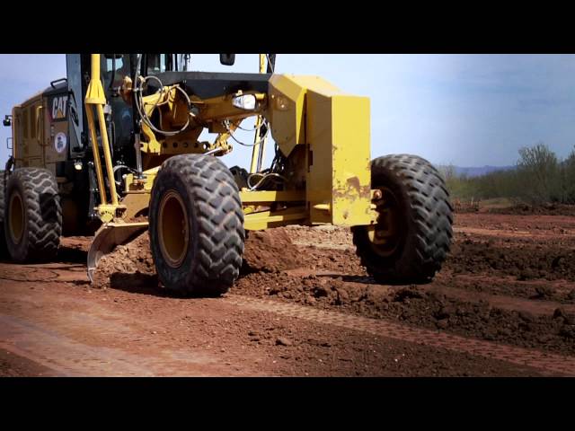 Cat® Motor Graders for Contractors -- Making the Grade