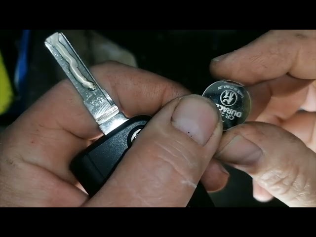 How to Change VW Touran MK2 Flip Key Fob Battery (2015 - 2026) [No Talk]