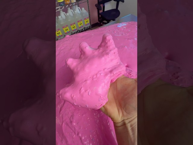 Hanna ruined my slime...