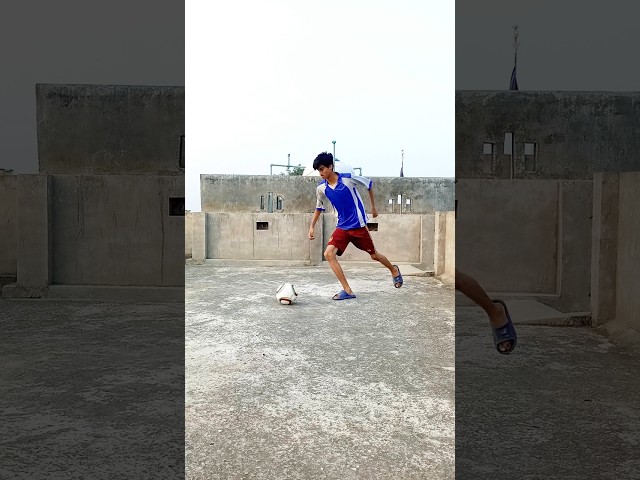 easy trap skill tutorial 🚀✅#football #skills #footballskills