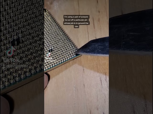 Quebrando pinos da CPU: veja o que acontece!