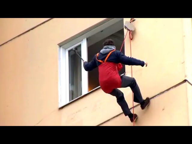 A Self-Rescue Device To Escape Any High Rise Fire
