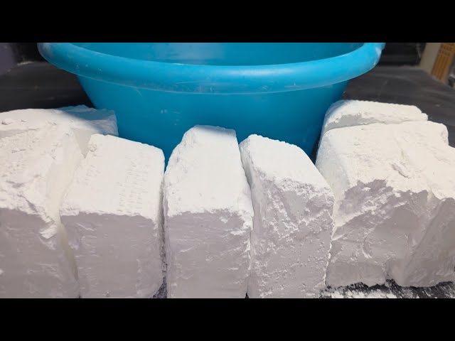 #gymchalkasmr #chalkcrushing Gym Chalk Crushing in Water Jumbo blocks #jumbo #homemade 