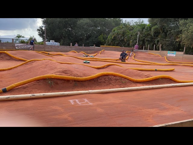 Team Associated Pro4 SC10 RTR first race