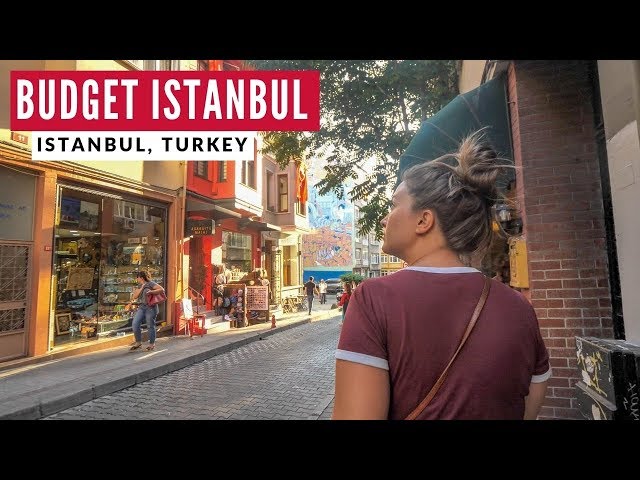 Istanbul's coolest neighborhood on a budget | Moda Kadikoy Turkey | Full Time Travel Vlog 15