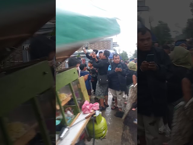 AWAS ADA KUDA LUMPING NGAMUK!!!