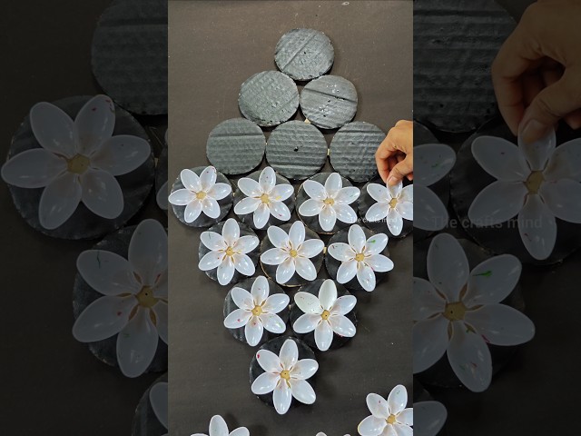 Best out of waste plastic spoons wall hanging decor ❤️🥰 #best #creative #wallhanging #shorts