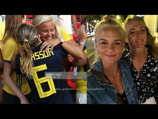 5 Lesbian Couples in Women Football