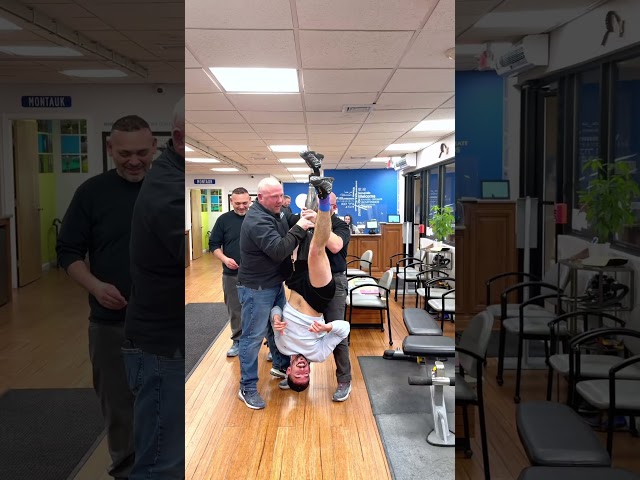 Showing Off a Properly Fit AK Prosthesis | Omri