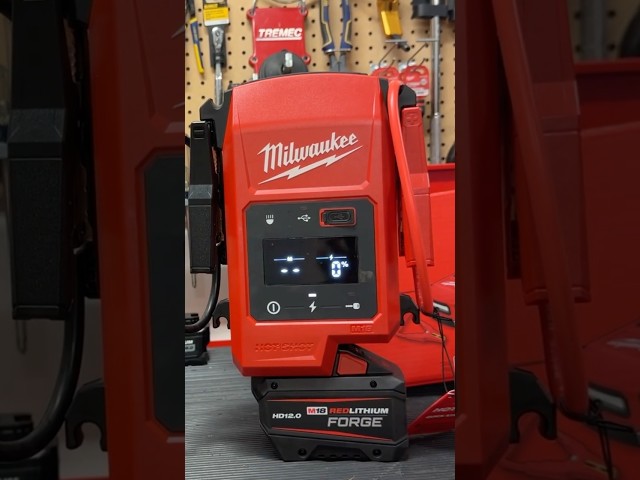New 3841-20 Milwaukee jump starter for M-18 batteries 5.0 ah+ “Hot shot”
