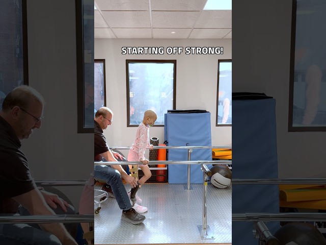 Kaylee’s Inspiring Rotationplasty Journey | Walking, Dancing with her Prosthesis