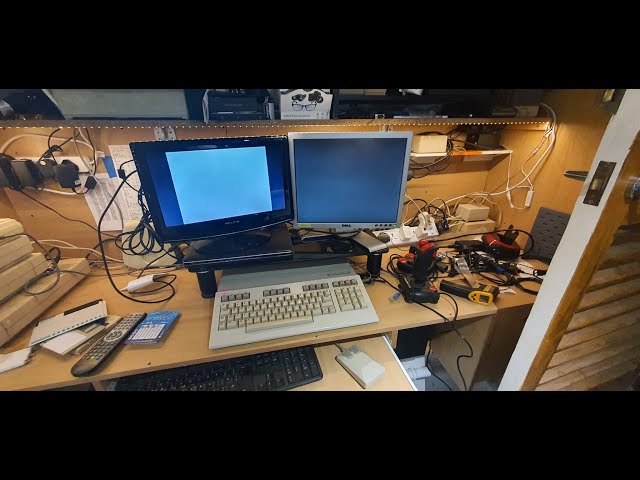 Live stream from my Commodore 128 acting like a radar screen and tracking vessels