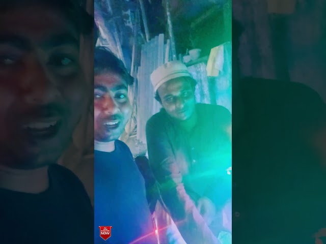 আজ সন্ধ্যাবেলায় আমাদের বাজারে এরকম একটা সাজানো সাইকেল দেখতে পেলাম।