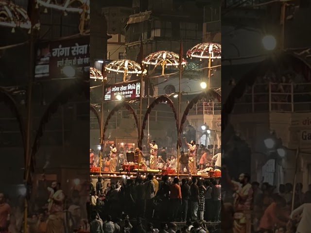 Ganga Harathi... A divine experience. #gangaaarti #gangariver #vibrant