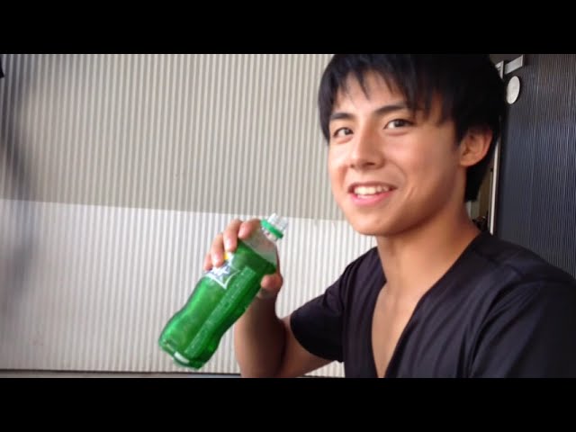 学校1のイケメンがバナナスプライトやってみた