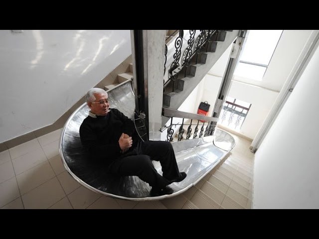 Senior invents emergency slide for saving lives