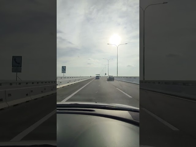 Crossing Penang Bridge (part 1)