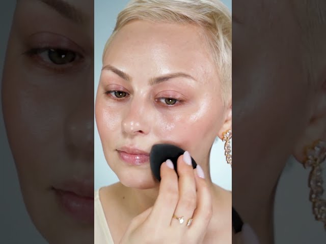 Zendaya's blush went CRAZY