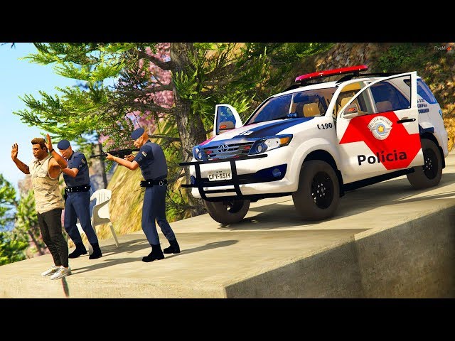 GTA V POLICE LIFE - ONLINE - TACTICAL FORCE IN THE FAVELA, THIS IS GOING TO END BADLY