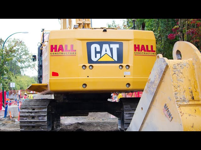 CHASING DIRT!!! with Hall Constructors
